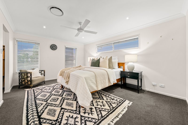 Photo - 35 Obrist Place, Rochedale QLD 4123 - Image 19