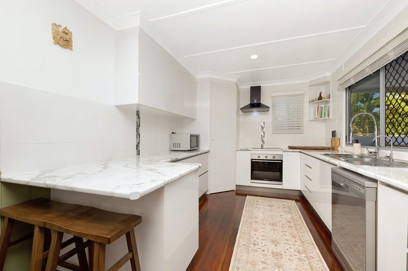 Photo - 35 O'Donnell Street, Oonoonba QLD 4811 - Image 4