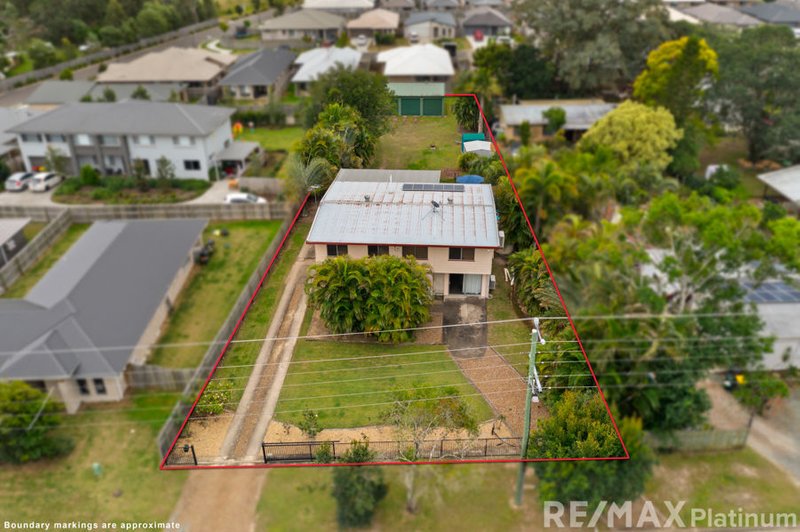 Photo - 35 Ogilvy Road, Burpengary QLD 4505 - Image 24