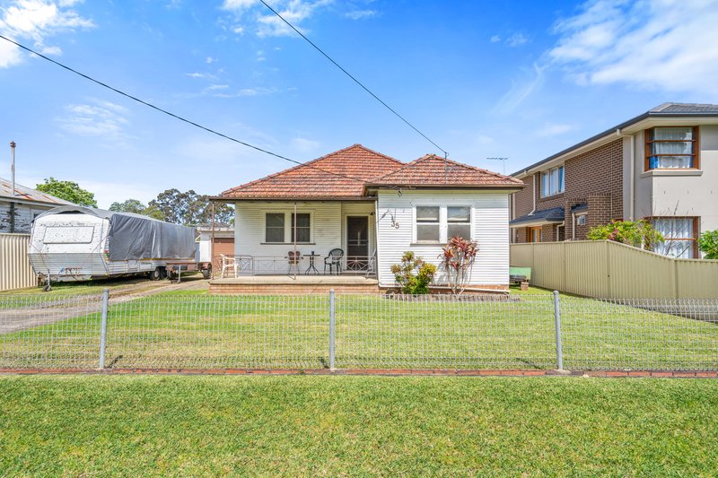 35 Olive Street, Fairfield NSW 2165