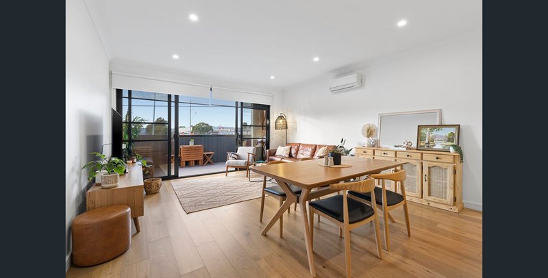 Photo - 35 Orchid Drive, Keysborough VIC 3173 - Image 4