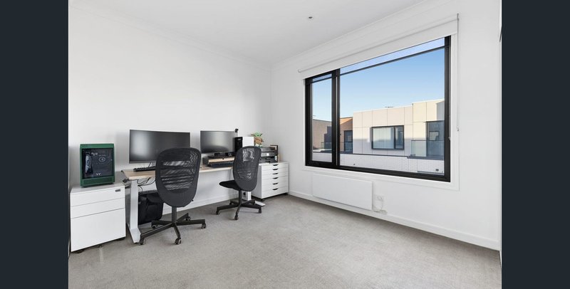 Photo - 35 Orchid Drive, Keysborough VIC 3173 - Image 12