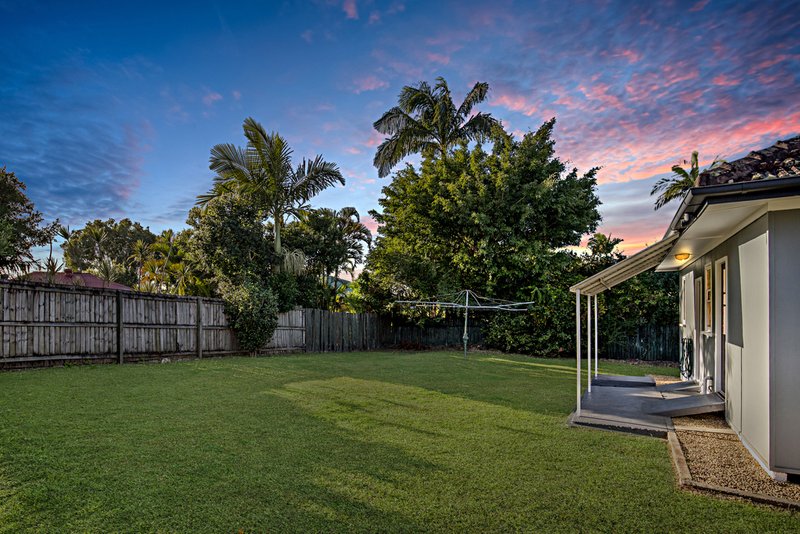 Photo - 35 Oxleigh Crescent, Nambour QLD 4560 - Image 8