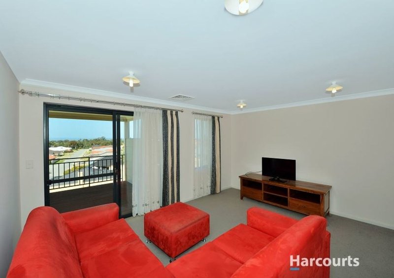 Photo - 35 Paperbark Way, Wannanup WA 6210 - Image 8