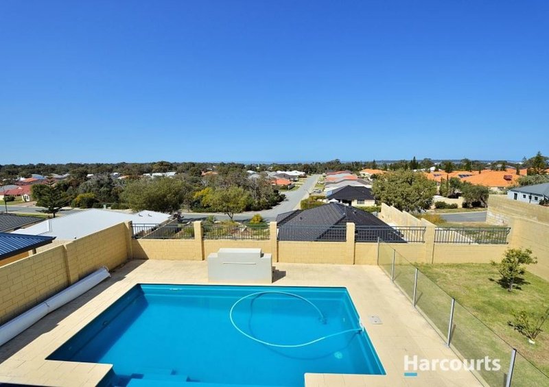 Photo - 35 Paperbark Way, Wannanup WA 6210 - Image 9