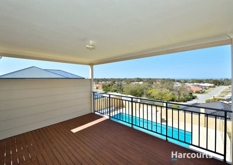 Photo - 35 Paperbark Way, Wannanup WA 6210 - Image 12