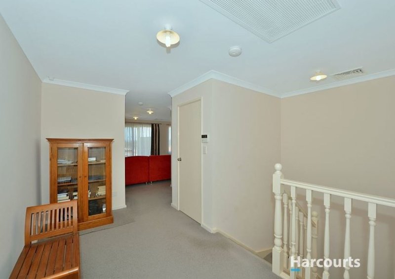 Photo - 35 Paperbark Way, Wannanup WA 6210 - Image 16