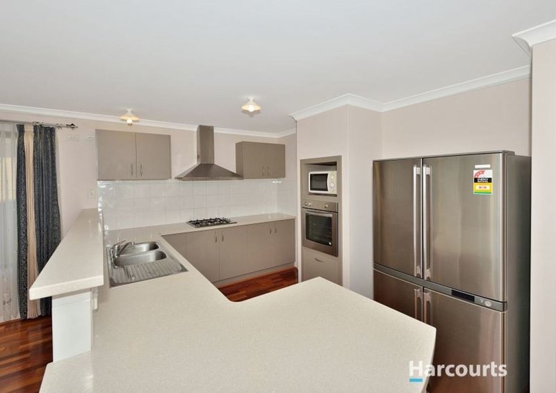 Photo - 35 Paperbark Way, Wannanup WA 6210 - Image 17