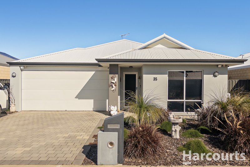 Photo - 35 Pardalote Way, Erskine WA 6210 - Image 3