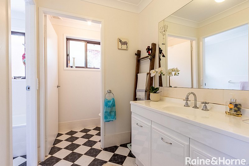 Photo - 35 Park Street, Eglinton NSW 2795 - Image 11