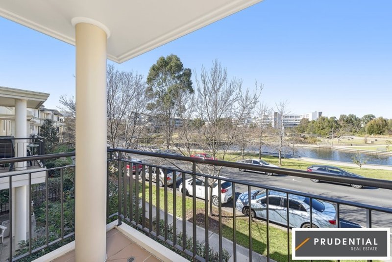 Photo - 35 Parkside Cres , Campbelltown NSW 2560 - Image 9