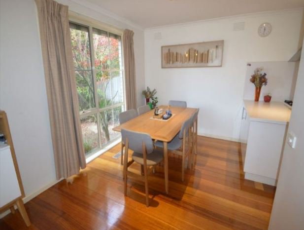 Photo - 35 Pascall Street, Mount Waverley VIC 3149 - Image 4