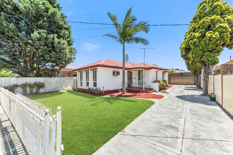 Photo - 35 Paterson Road, Springvale South VIC 3172 - Image 2