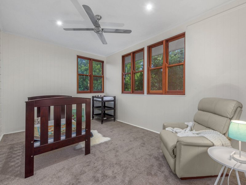 Photo - 35 Penhill Street, Nudgee QLD 4014 - Image 10