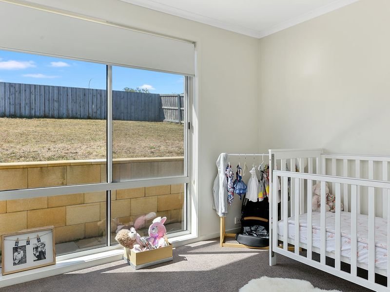 Photo - 35 Pennington Drive, Sorell TAS 7172 - Image 12