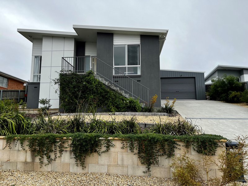 Photo - 35 Pennington Drive, Sorell TAS 7172 - Image 1