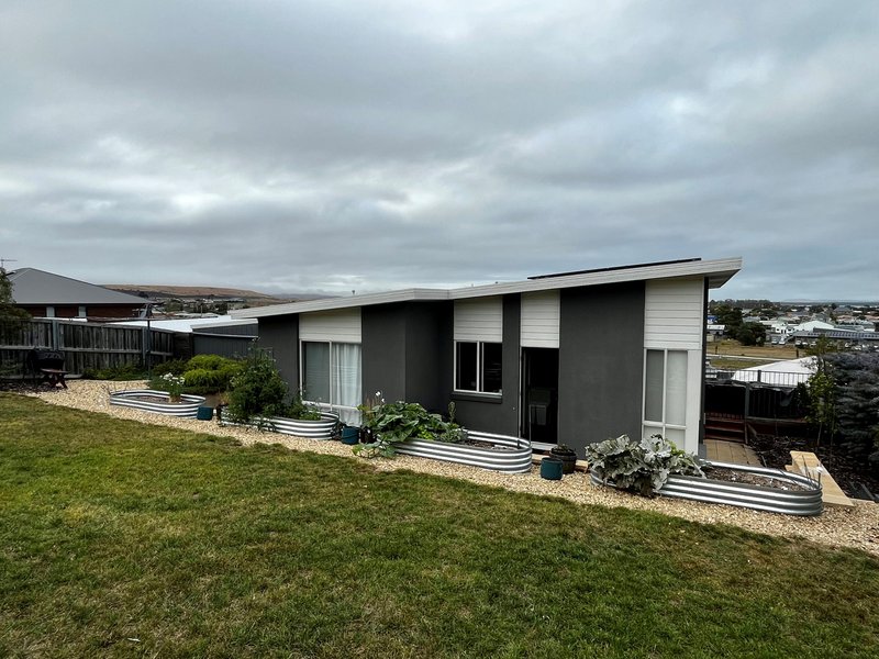 Photo - 35 Pennington Drive, Sorell TAS 7172 - Image 11