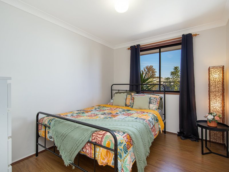 Photo - 35 Perouse Avenue, San Remo NSW 2262 - Image 7