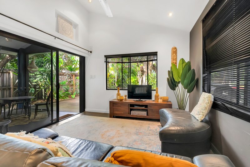 Photo - 3/5 Phillips Street, Machans Beach QLD 4878 - Image 1