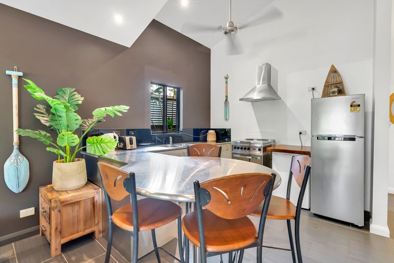 Photo - 3/5 Phillips Street, Machans Beach QLD 4878 - Image 3