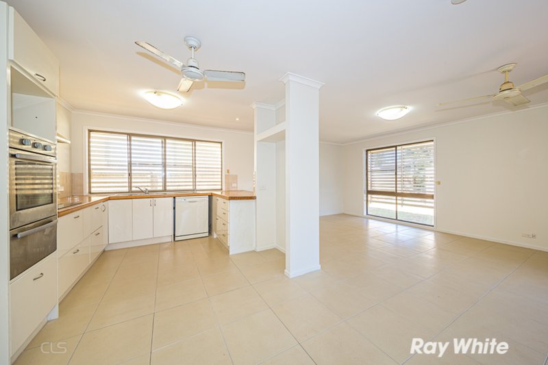 Photo - 35 Phoenix Avenue, Bongaree QLD 4507 - Image 3