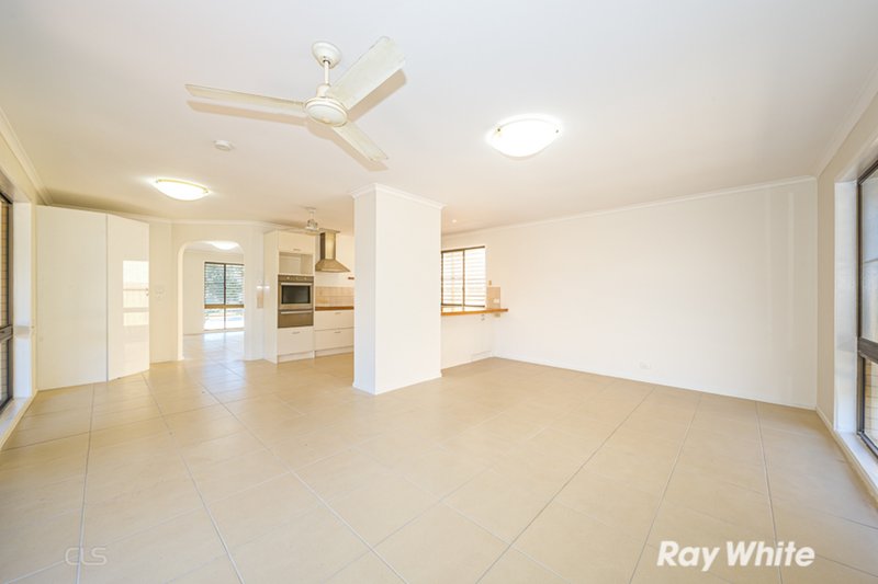 Photo - 35 Phoenix Avenue, Bongaree QLD 4507 - Image 5