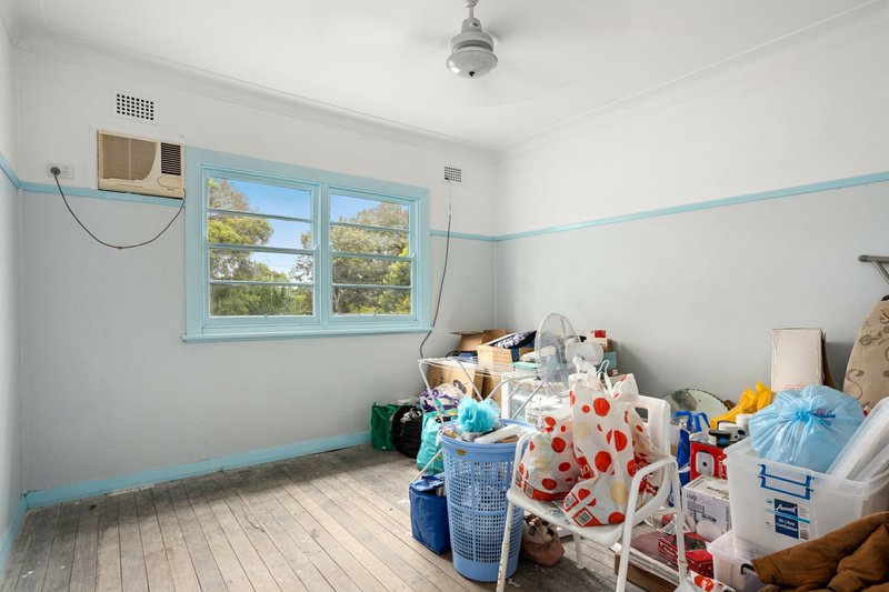 Photo - 35 Primrose Street, Wingham NSW 2429 - Image 4