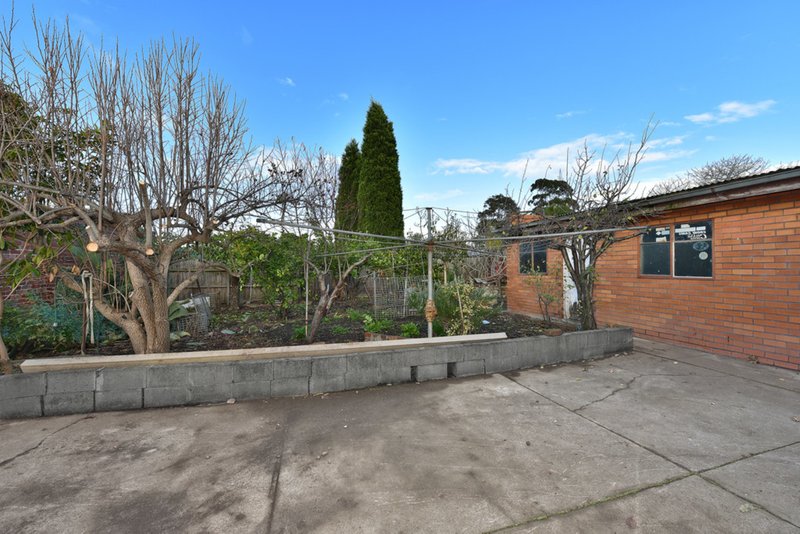 Photo - 35 Queens Parade, Fawkner VIC 3060 - Image 10