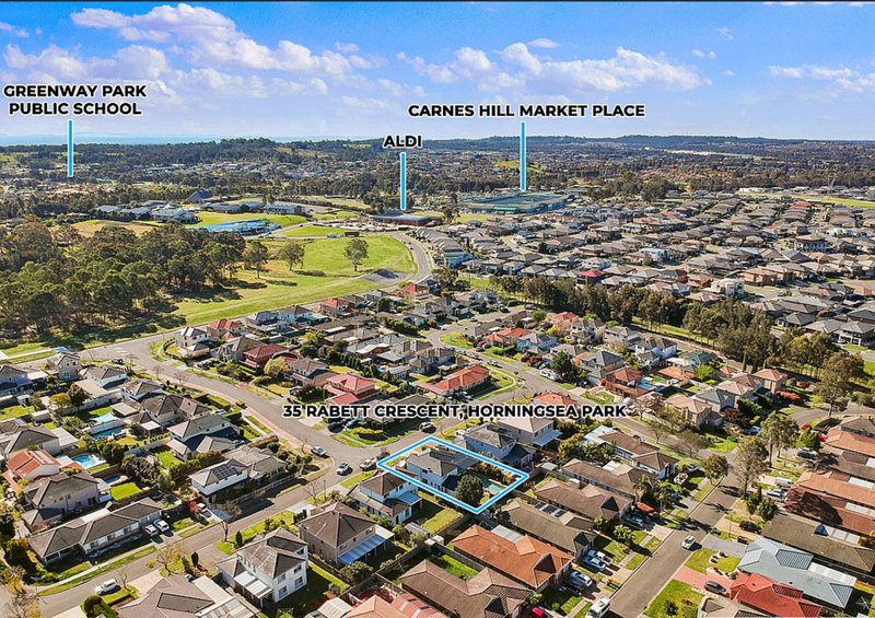 Photo - 35 Rabett Crescent, Horningsea Park NSW 2171 - Image 11