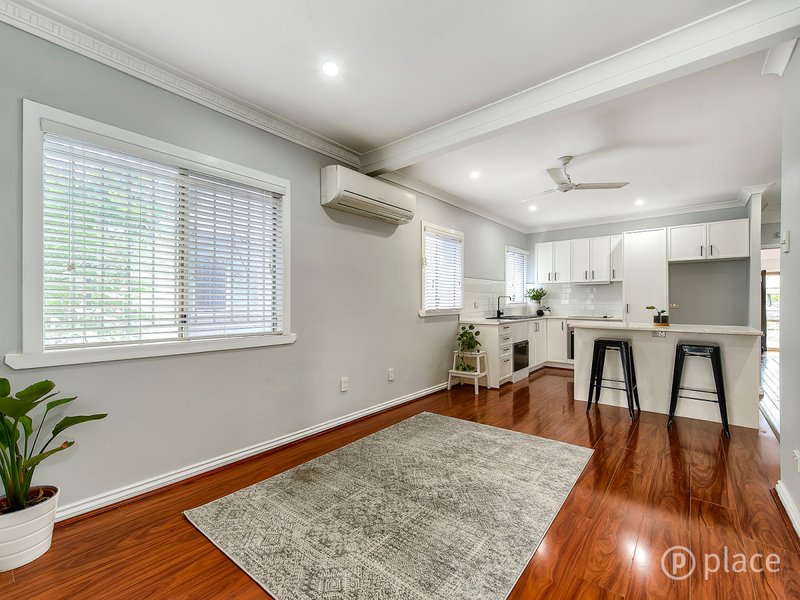 Photo - 35 Railway Road, Fairfield QLD 4103 - Image 2