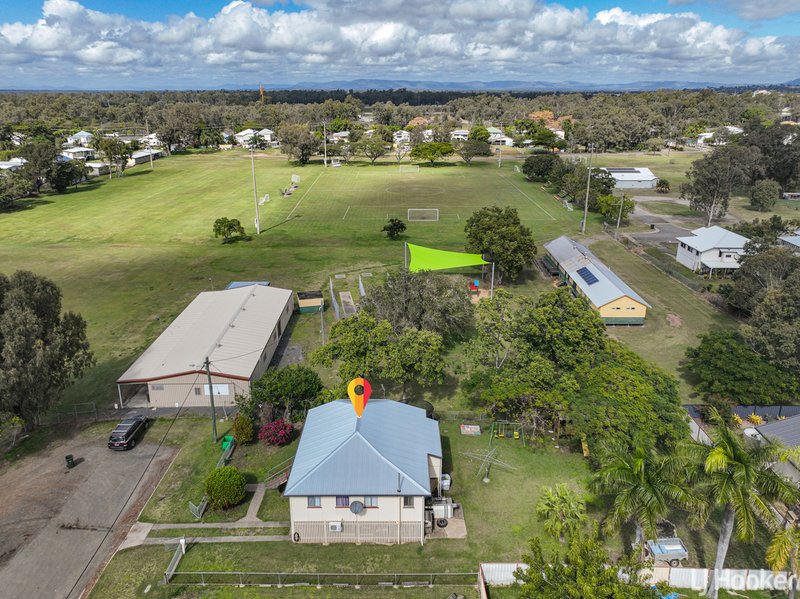 Photo - 35 Randwick Street, Berserker QLD 4701 - Image 14