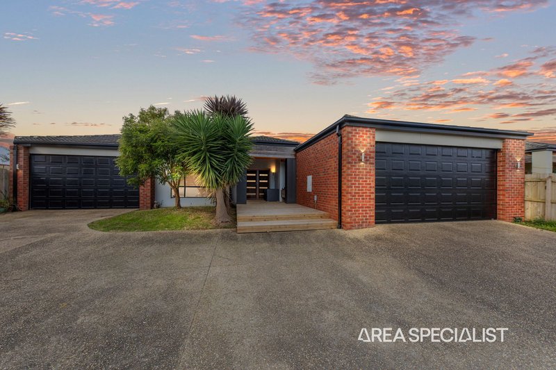 Photo - 35 Red Gum Circuit, Pakenham VIC 3810 - Image 2