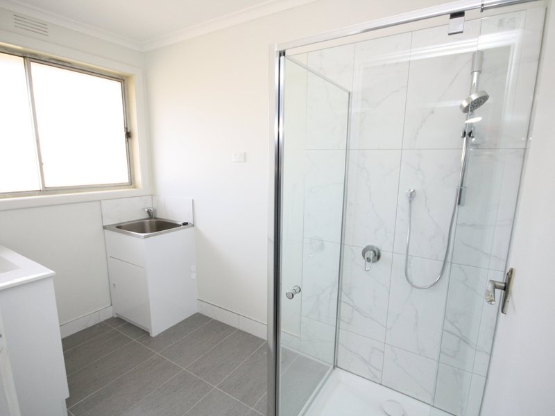 Photo - 3/5 Regent Avenue, Springvale VIC 3171 - Image 4