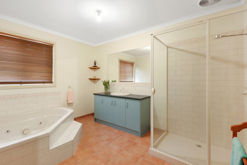 Photo - 35 Richard Drive, Lara VIC 3212 - Image 18