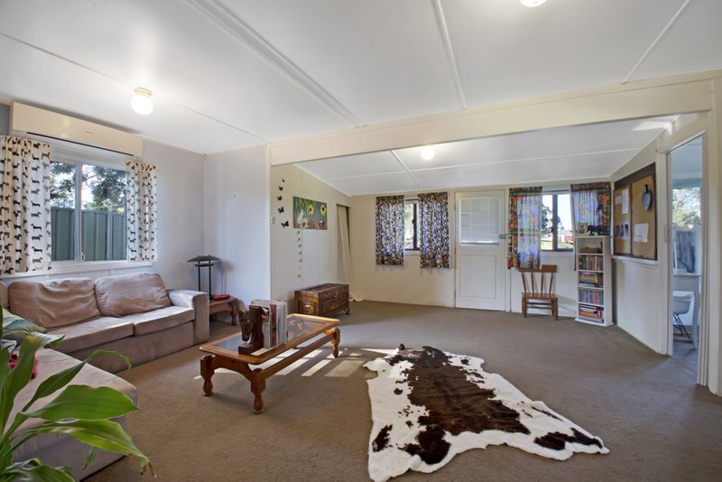 Photo - 35 Rifle Street, Clarence Town NSW 2321 - Image 2