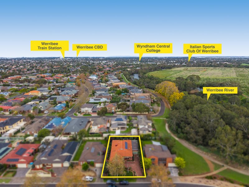 Photo - 35 Riversdale Drive, Werribee VIC 3030 - Image 21