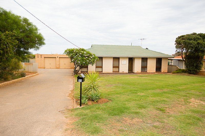 Photo - 35 Roebuck Street, Mahomets Flats WA 6530 - Image 2