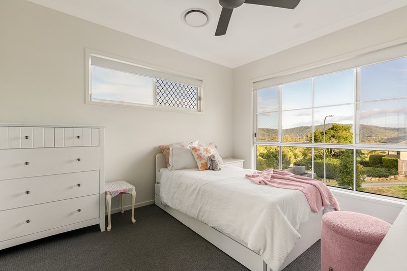 Photo - 35 Ronruth Street, The Gap QLD 4061 - Image 17