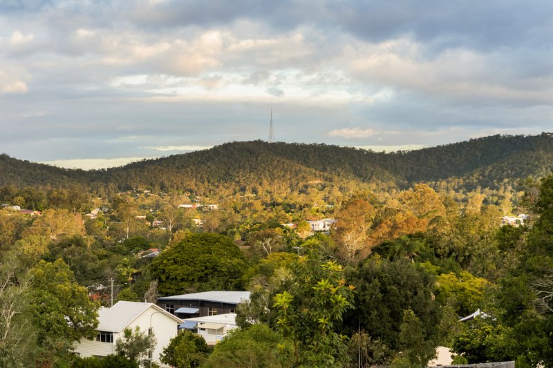 Photo - 35 Ronruth Street, The Gap QLD 4061 - Image 27