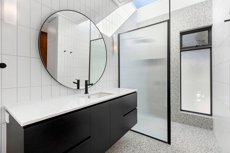 Photo - 35 Ruby Street, North Perth WA 6006 - Image 10
