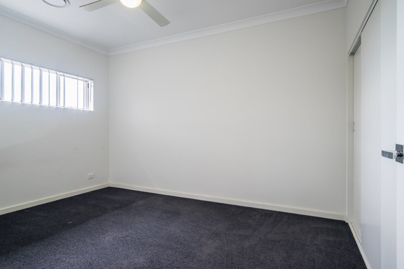 Photo - 35 Salter Drive, Dubbo NSW 2830 - Image 7