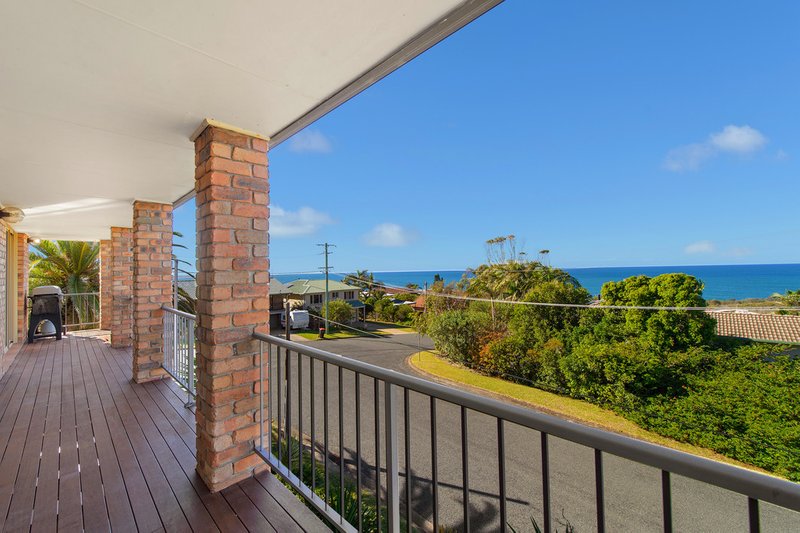 Photo - 35 Seaview Street, Bonny Hills NSW 2445 - Image 4