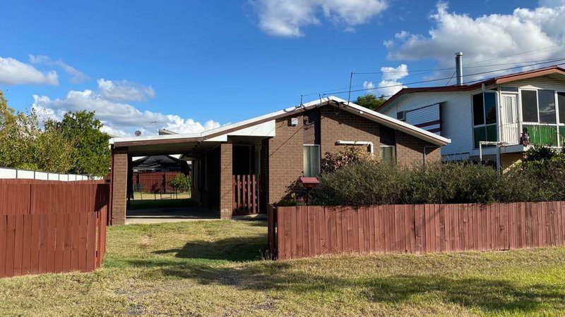 35 Selwyn St , North Booval QLD 4304