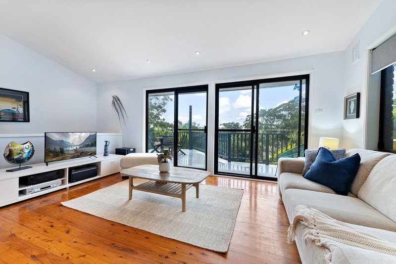 Photo - 35 Sheridan Crescent, Stanwell Park NSW 2508 - Image 3