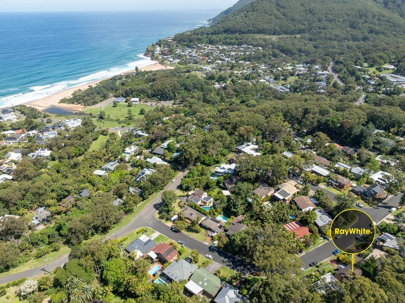 Photo - 35 Sheridan Crescent, Stanwell Park NSW 2508 - Image 3