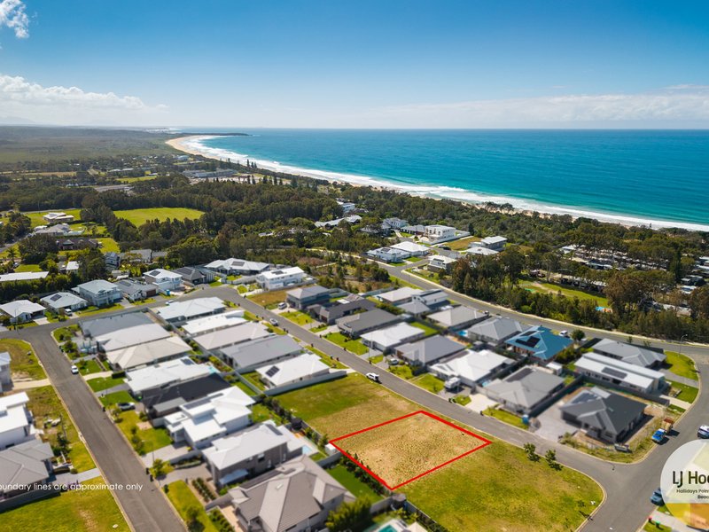 Photo - 35 Shores Crescent, Diamond Beach NSW 2430 - Image 1
