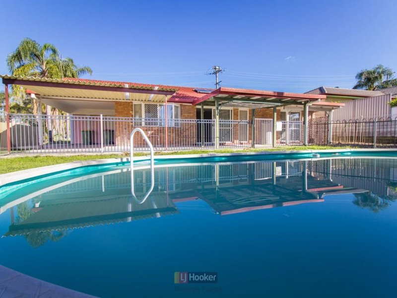 Photo - 35 Silvertop Street, Hillcrest QLD 4118 - Image 4