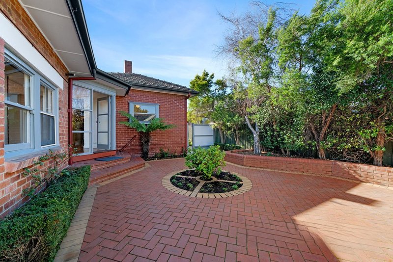 Photo - 35 Smith Street, Brunswick West VIC 3055 - Image 11