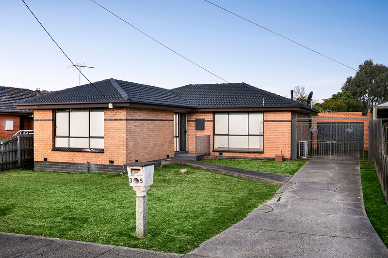 35 Somerlayton Crescent, Fawkner VIC 3060