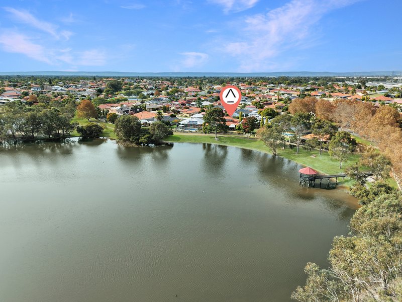 Photo - 35 Southpointe Crescent, Ballajura WA 6066 - Image 6